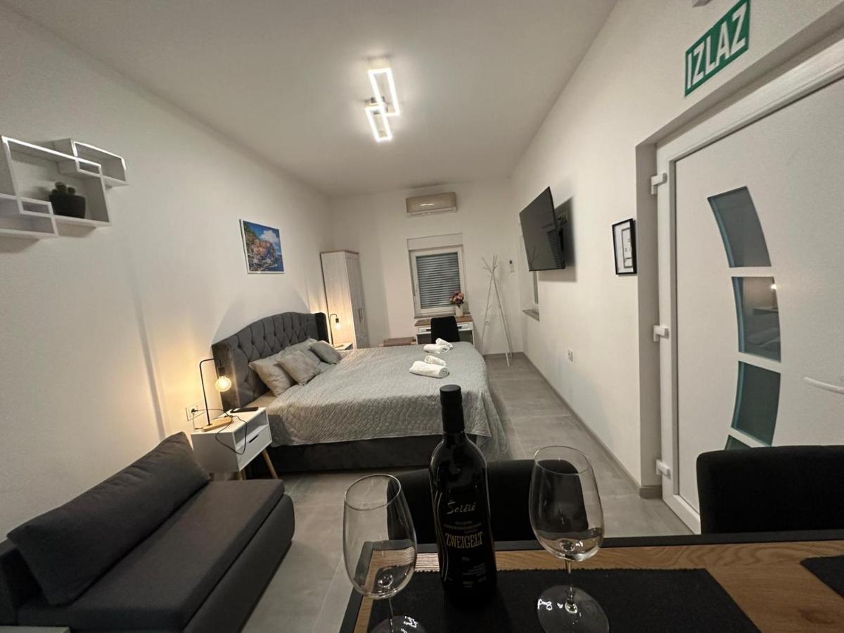 Venite Rooms Velika Bagian luar foto